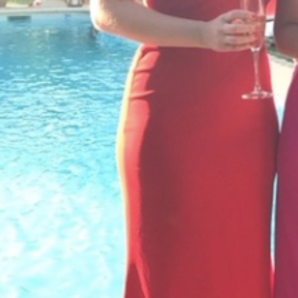 Stunning Fire Engine Red Jill Stuart Gown! - Picture 2 of 5